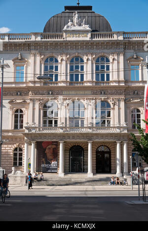 Musée d'état du Tyrol également connu sous le ferdinandeum, Innsbruck, Autriche Banque D'Images