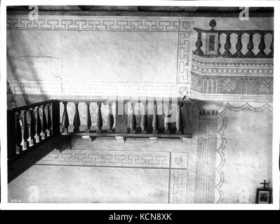 Balcon dans l'église de la Mission San Miguel Arcangel, près de Templeton, California, ca.1905 (4010) du SHC Banque D'Images
