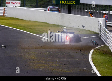 Suzuka, Japon. 07e octobre 2017. Sports motorisés : FIA Formula One World Championship 2017, Grand Prix du Japon, #77 Valtteri Bottas (fin, Mercedes AMG Petronas) | Verwendung weltweit Credit: dpa Picture Alliance/Alay Live News Banque D'Images