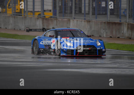 Buriram, Thaïlande. 7 oct, 2017. hironobu yasuda et jann mardenborough avec Nissan GT-r nismo gt500 voiture sur afficher autobacs super gt 2017 Ronde 7 qualificatif avant le 7 octobre 2017, le circuit de course international de chang, buriram thaïlande. crédit : chatchai/somwat alamy live news Banque D'Images