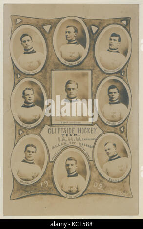 L'équipe de hockey de Cliffside IAHU champions par équipe, les titulaires de la Coupe Allan, champions amateurs du monde,1909 (SH85) 1020692 Banque D'Images