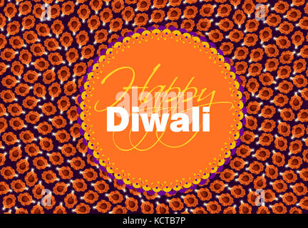Stock photo de diwali carte de souhaits montrant Vue de dessus de nombreux diyas illuminé ou lampes à huile ou panti formant la forme de diya avec happy diwali text Banque D'Images
