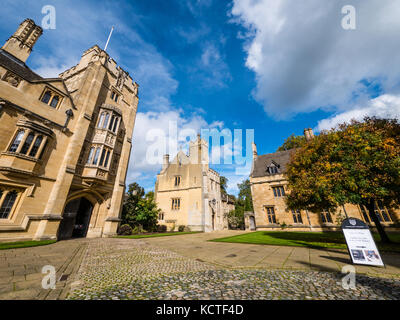 St Swithun's Tower, St Johns quad, Magdalen College, Université d'Oxford, Oxford, Oxfordshire, Angleterre Banque D'Images