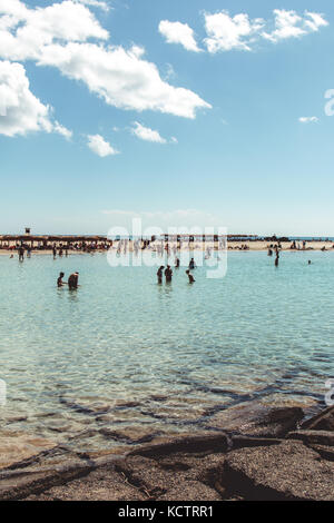 Le 1er octobre 2017, Elafonissi, Grèce - elafonissi beach, situé à proximité de l'extrémité sud-ouest de l'île méditerranéenne de la crète dans la régiona Banque D'Images