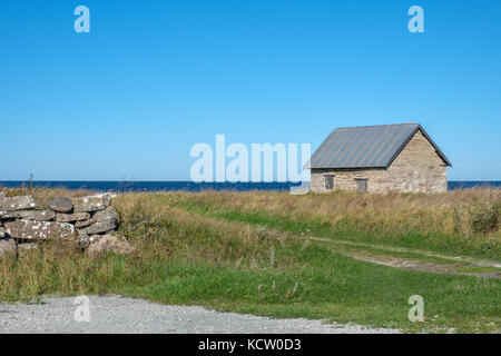 Djupvik sur la côte ouest de l'île suédoise de la mer Baltique Oland en octobre 2017. Oland est une destination touristique populaire en Suède pendant l'été. Banque D'Images