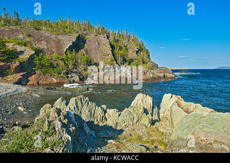 Côte rocheuse sur la péninsule de Baie Verte, fleur de lys, Terre-Neuve et Labrador, Canada Banque D'Images