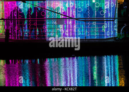 6ème oct 2017, Leeds Night Light, une célébration magique de lumière et de couleurs, cette la 13e année de lumière nuit Leeds. Banque D'Images