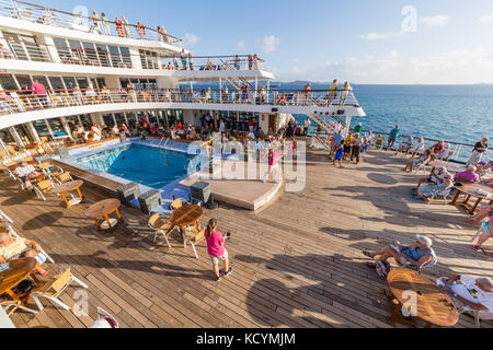 Parti sur le mv pont Marco Polo s'il quitte tortola Banque D'Images