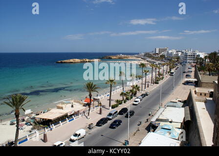 Vue de Monastir, Tunisie et le front de plage Banque D'Images