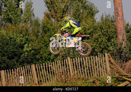 Motocross en action Banque D'Images