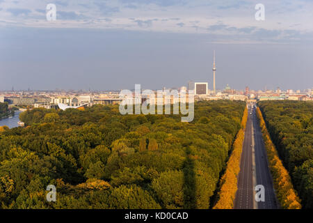 Vue panoramique depuis le haut de la colonne de la victoire à Berlin, Allemagne Banque D'Images