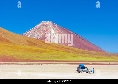 Vue sur le paysage de montagne d' Uyuni en Bolivie Banque D'Images