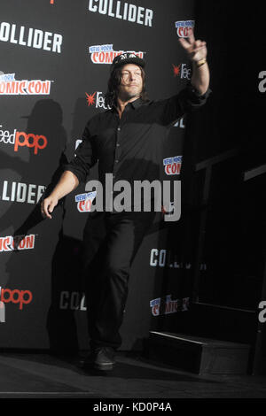 New York. 7 octobre 2017. Norman Reedus assiste au panneau Walking Dead au Théâtre de Madison Square Garden lors de la New York Comic Con 2017 le 7 octobre 2017 à New York. | utilisation dans le monde entier crédit : dpa/Alamy Live News Banque D'Images