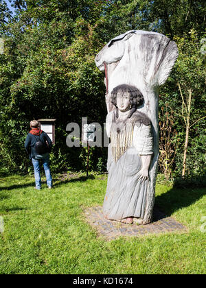 Park, sculpture en bois, Bieneninstitut, Institut de l'abeille, open house, journée portes ouvertes au public, celle, German Banque D'Images