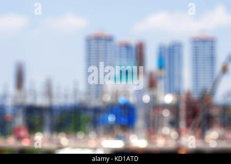 Le bâtiment de construction avec un arrière-plan flou. Banque D'Images