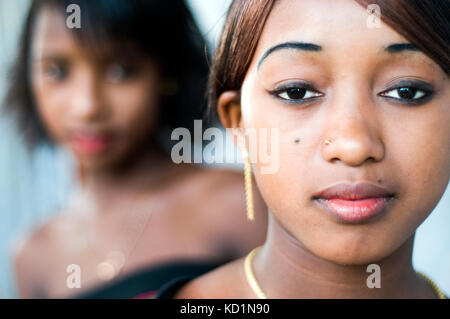 Jeune femme à diego Suarez, madagascar Banque D'Images