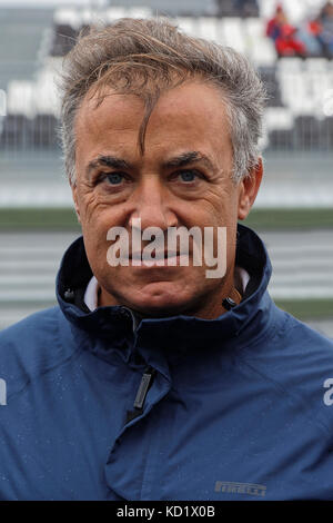 MAGNY-COURS, FRANCE, le 1 juillet 2017 : français Ex pilote de F1 Jean Alesi portrait. Le Premier Grand Prix historique française a lieu à Magny-Cours avec un lo Banque D'Images