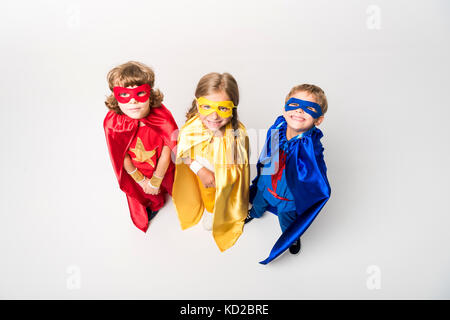 Kids in superhero costumes Banque D'Images