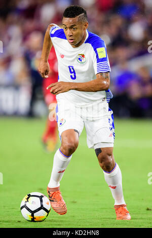 Le Panama avant Gabriel Torres (9) au cours de la Men's Soccer International match de qualification de la Coupe du Monde entre le Panama et les États-Unis à Orlando City Stade d'Orlando, Floride. Jacob Kupferman/CSM Banque D'Images