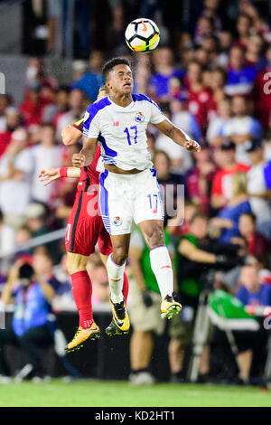 Panama Defender Luis Ovalle (17) au cours de la Men's Soccer International match de qualification de la Coupe du Monde entre le Panama et les États-Unis à Orlando City Stade d'Orlando, Floride. Jacob Kupferman/CSM Banque D'Images