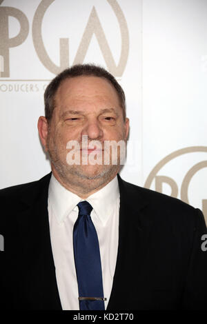 Beverly Hills, États-Unis. 26 janvier 2013. Le producteur AMÉRICAIN Harvey Weinstein arrive à la 24e cérémonie annuelle des Producers Guild Awards à l'hôtel Beverly Hills, aux États-Unis, du 26 au 30 janvier 2013. Credit : Hubert Boesl/dpa | usage Worldwide/dpa/Alamy Live News Banque D'Images