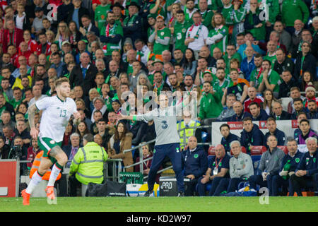 Cardiff, pays de Galles, Royaume-Uni. 09 octobre 2017. L'entraîneur de la République d'Irlande Martin O'Neil lors du match de qualification pour la Coupe du monde de la FIFA 2018 opposant le pays de Galles et la République d'Irlande au stade de Cardiff City. Photo par crédit : Mark Hawkins/Alamy Live News Banque D'Images