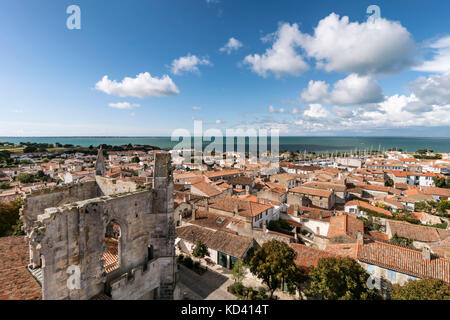 Église Saint Martin, ile de re, Nouvelle-France, Aquitaine, France, Westcoast | saint martin kirche, panoramablick, saint martin de re, ile de re, nou Banque D'Images