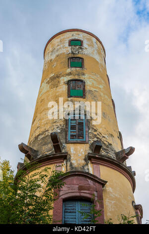 Tour Waitz à Bad Nauheim, Allemagne. La tour Waitz ou Waitzscher Turm est une ancienne tour de moulin à vent et pompe à vent de Nauheim saltworks Banque D'Images