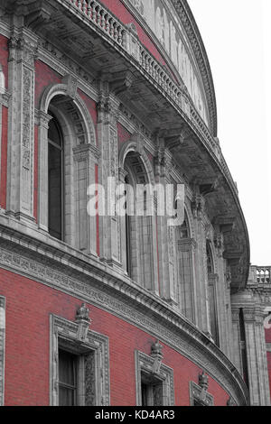27 septembre 2017 : détail de l'extérieur du Royal Albert Hall. Le bâtiment, achevé en 1871, est le principal lieu anglais de musique classique Banque D'Images