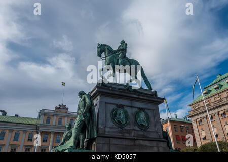 Stockholm, Suède- 5 octobre 2017 : statue du roi Gustav II Adolf. à la place Gustav Adolf. la statue a été commandé 1757 mais pas terminé jusqu'à 1796 Banque D'Images