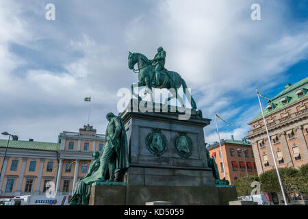 Stockholm, Suède- 5 octobre 2017 : statue du roi Gustav II Adolf. à la place Gustav Adolf. la statue a été commandé 1757 mais pas terminé jusqu'à 1796 Banque D'Images