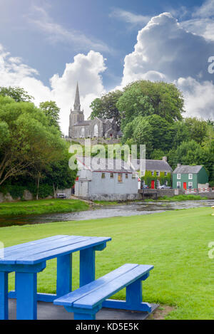 Vue panoramique de castletownroche park et church dans le comté de Cork en Irlande Banque D'Images