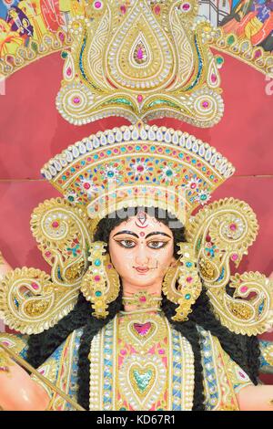 L'idole d'argile de déesse hindoue Durga durga puja lors de festivals à l'ouest du Bengale, en Inde Banque D'Images