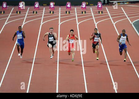 Chijindu UJAH (Grande-Bretagne), Aska CAMBRIDGE (Japon), Bingtian SU (Chine), Joseph MILLAR (Nouvelle-Zélande), Jeremy Dodson (Samoa) en compétition dans l'épreuve du 100m 4 au 2017, championnats du monde IAAF, Queen Elizabeth Olympic Park, Stratford, London, UK. Banque D'Images