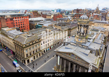 Vue sur la galerie d'Art Moderne, GOMA. sur la rue Queen au Royal Exchange Square, quartier de Merchant City, Glasgow, Écosse, Royaume-Uni Banque D'Images