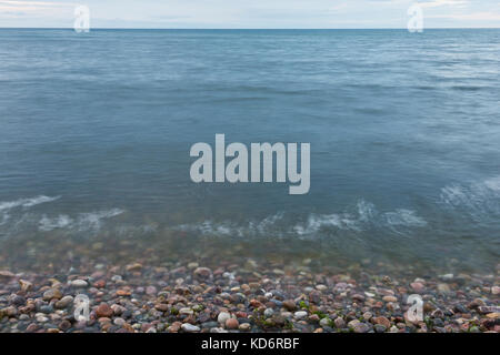 Plage de galets à Spey Bay dans la région de Moray en Écosse Banque D'Images