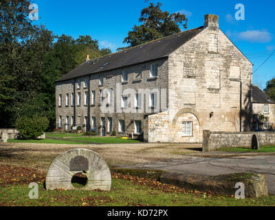 L'ancien moulin à maïs logement maintenant à Bishop Monkton North Yorkshire Angleterre Banque D'Images