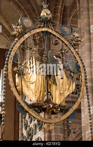L'arrière de la Salutation angélique ou annonciation, limewood Veit Stoss, sculptures de 1518, Église Saint Lorenz Nuremberg, Bavière, Allemagne Banque D'Images