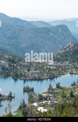 Lacs sub dans les montagnes de l'oregon wallowa. Banque D'Images