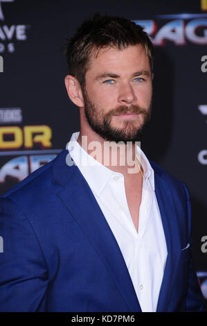 Hollywood, CALIFORNIE, États-Unis. 10 octobre 2017. Chris Hemsworth. Première mondiale de ''Thor : Ragnarok'' au théâtre El Capitan à Hollywood. Crédit : Birdie Thompson/AdMedia/ZUMA Wire/Alamy Live News Banque D'Images