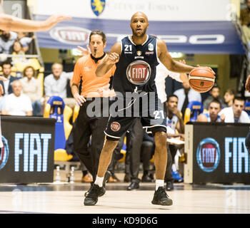 Andre Jones au cours de la serie a un match de basket-ball torino fiat auxilium vs Dinamo sassari au palaruffini torino remporte 97-92. Banque D'Images