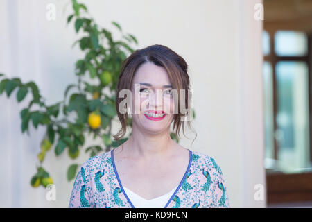 Rome, Italie. Oct 11, 2017. auteur-compositeur italien Carmen Consoli durant la photocall du film 'Monster' famille italienne avec des voix d'acteurs du film Carmen Consoli et max gazzè également les auteurs de la chanson qui fait partie de la bande son. crédit : matteo nardone/pacific press/Alamy live news Banque D'Images