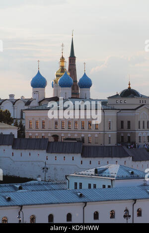 Les bâtiments du complexe de la cathédrale de l'annonciation de Kazan kremlin., Tatarstan, Russie Banque D'Images