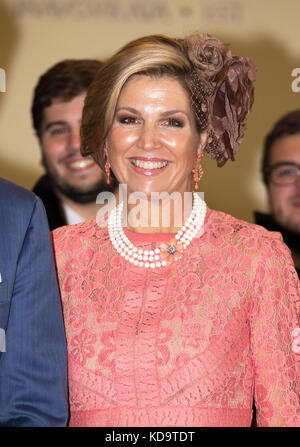 Lisbonne, Portugal. 11 octobre 2017. Reine Máxima des pays-Bas à l'Université de Lisbonne, le 11 octobre 2017, pour une réunion avec des étudiants lors de la 2ème d'une visite d'Etat de 3 jours au Portugal photo : Albert Nieboer / pays-Bas OUT / point de vue Out - PAS de SERVICE DE FIL - photo : Albert Nieboer / RoyalPress / dpa crédit : dpa Picture alliance / Alamy Live News Banque D'Images