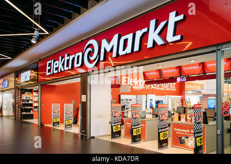 Vilnius, Lituanie - 21 septembre 2017 : l'entrée et les appareils ménagers électriques store elektromarkt dans centre commercial. Banque D'Images