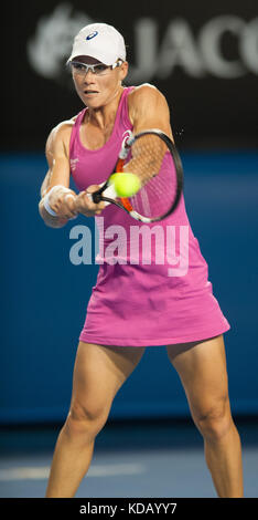 Samantha Strosur (AUS) a affronté A. Ivanovic (SRB) au 5 e jour de l'Open féminin australien. Ivanovic a gagné 7-6, 4-6, 2-6 dans un tapis de pluie Banque D'Images