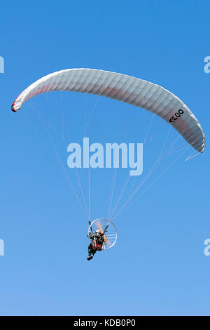 Powered parachute de Pensarn beach North Wales UK Banque D'Images