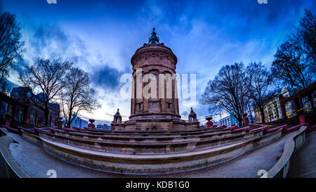 Tour de l'eau à Mannheim en Allemagne. Banque D'Images