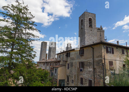 Dans les tours de san gimignano toscane italie. Banque D'Images