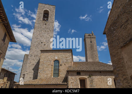 Dans les tours de san gimignano toscane italie. Banque D'Images